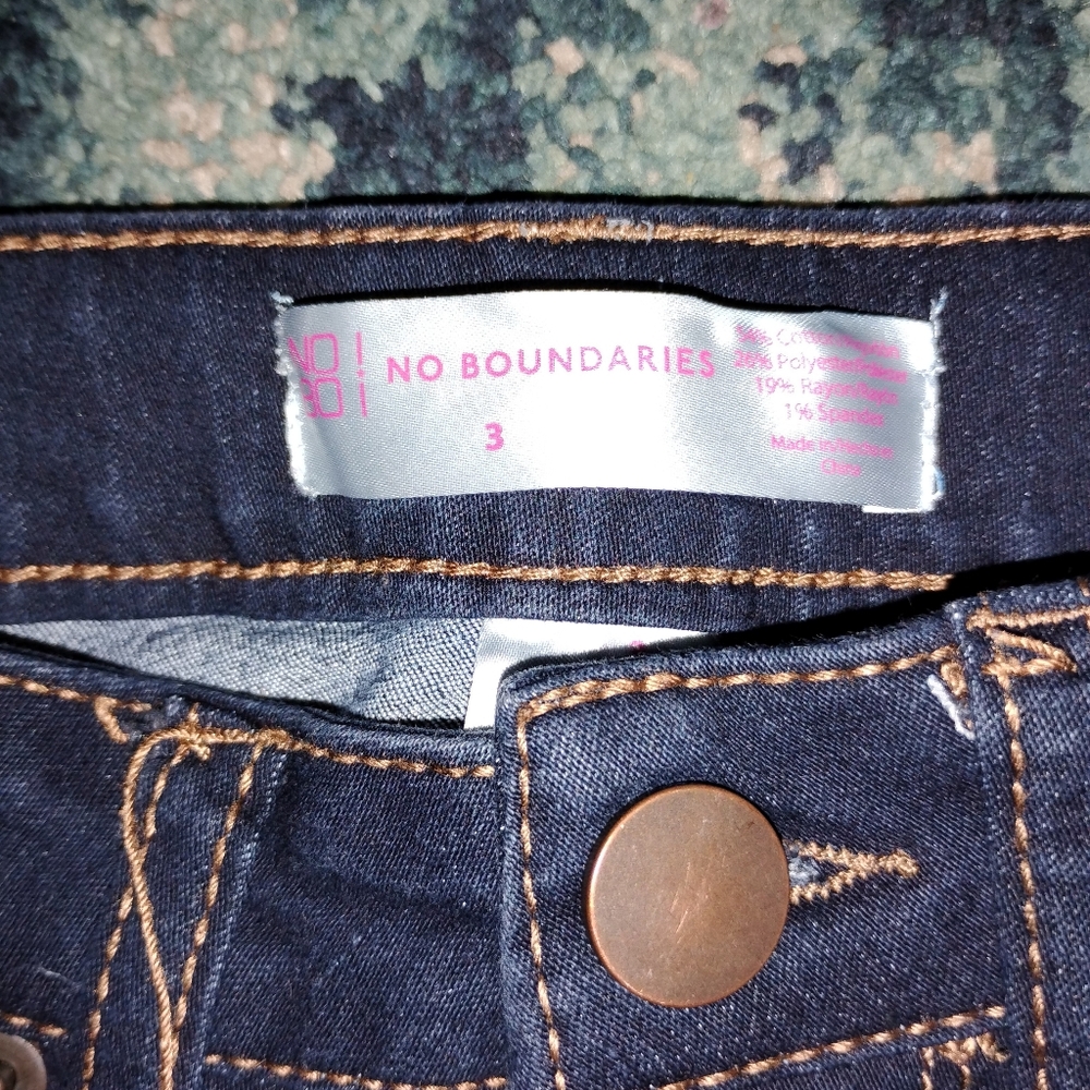 High-Waisted Skinny Jeans - Picture 2 of 3